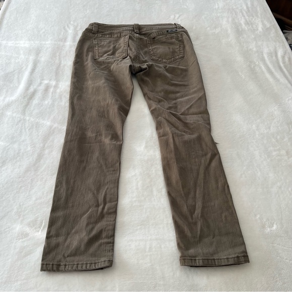 Miss Me Mid Rise Skinny Distressed Utility Jeans in Army Green - Picture 9 of 14